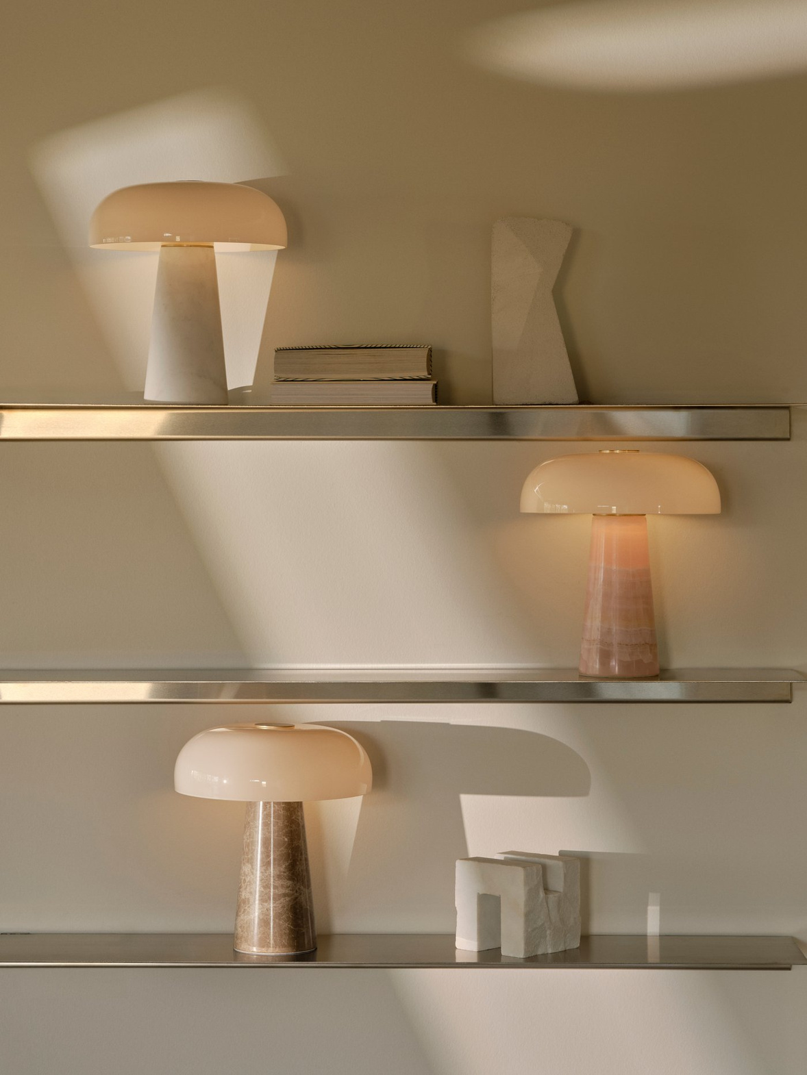 Design For The People :: Lampa stołowa Glossy mini beżowa