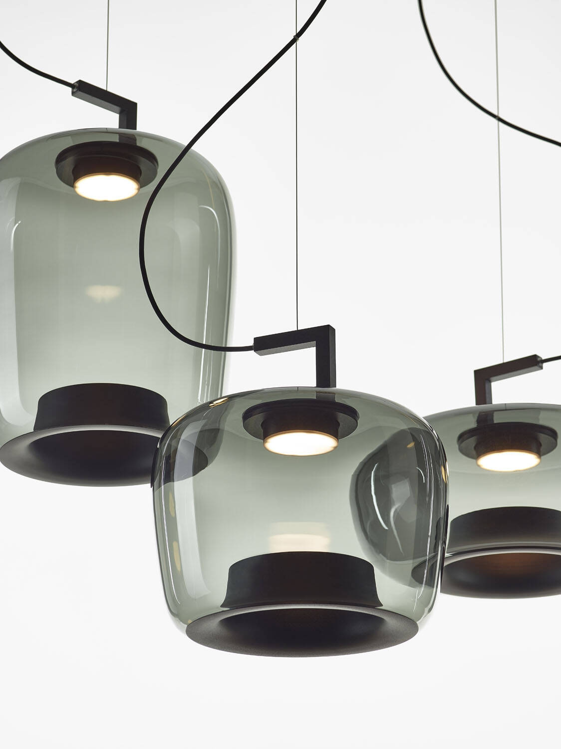 Brokis :: Lampa wisząca Double long wys. 52,4 cm szara