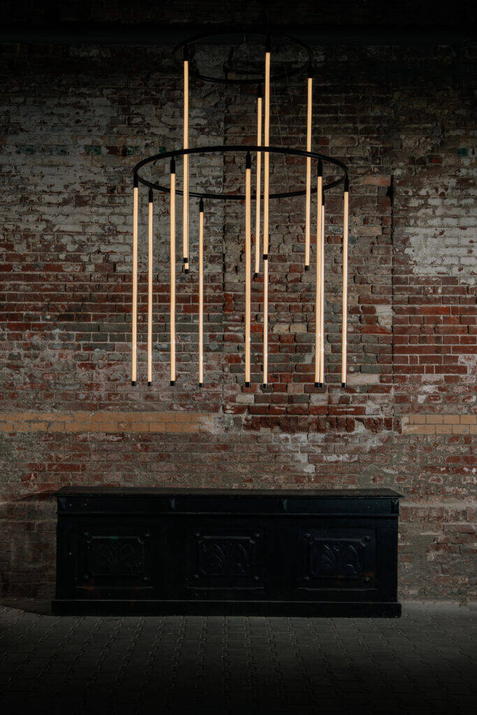 LOFTLIGHT :: Lampa wisząca Amytis śr. 113 cm czarna