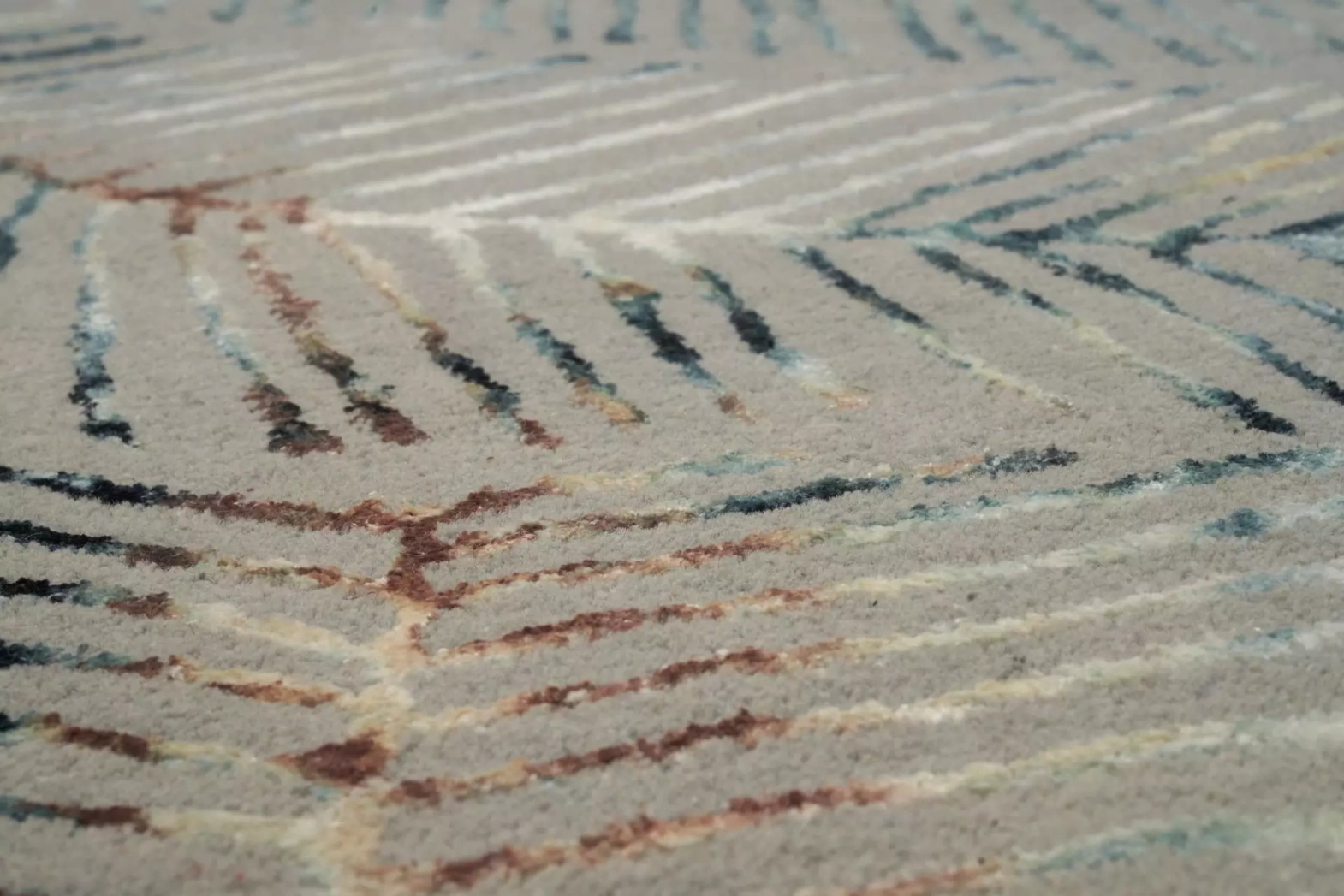 Carpet Decor :: Dywan Palms Grey szary ręcznie wykonany
